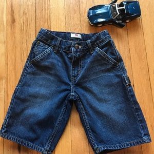 Levi’s boy denim blue jean shirt size 7 reg